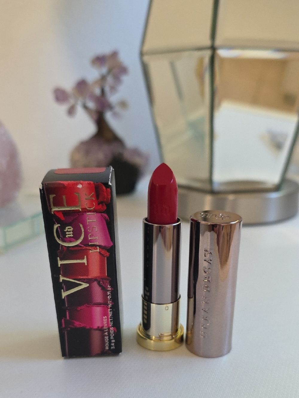 NIB Urban Decay VICE Lipstick in 714 Mega Matte